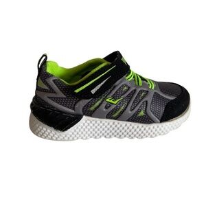 Everlast Kids Sneakers - Black, Lime, and Gray Size US 10M